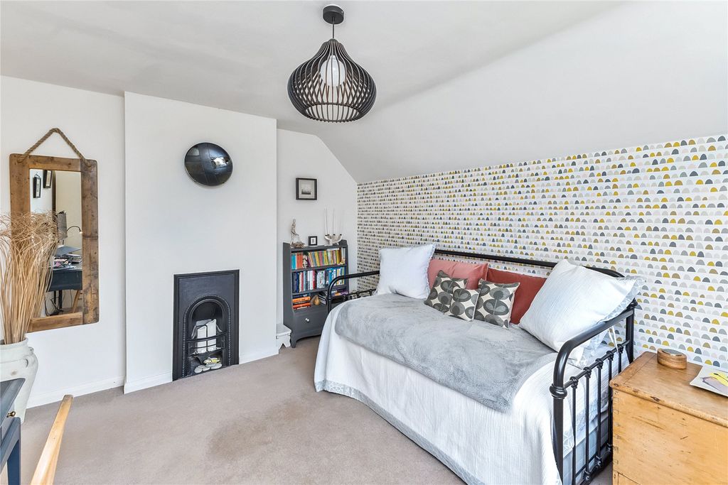 Additional image 27 of 3 bed detached house for saleHindhead, Surrey GU26