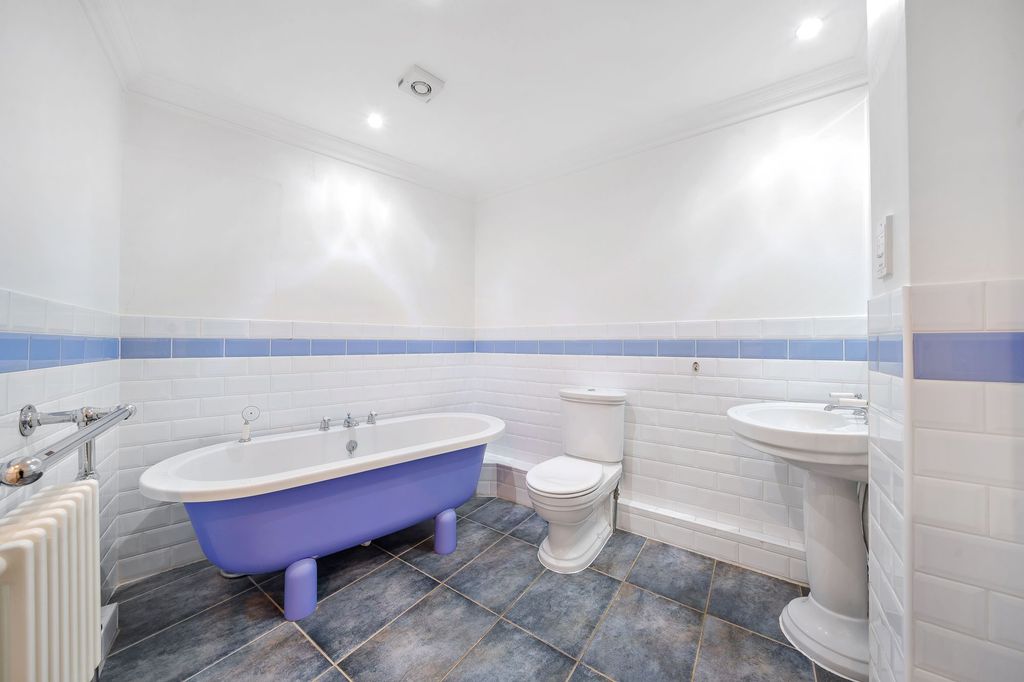 Additional image 14 of 2 bed flat for saleGoldings Hall, Waterford, Hertford SG14