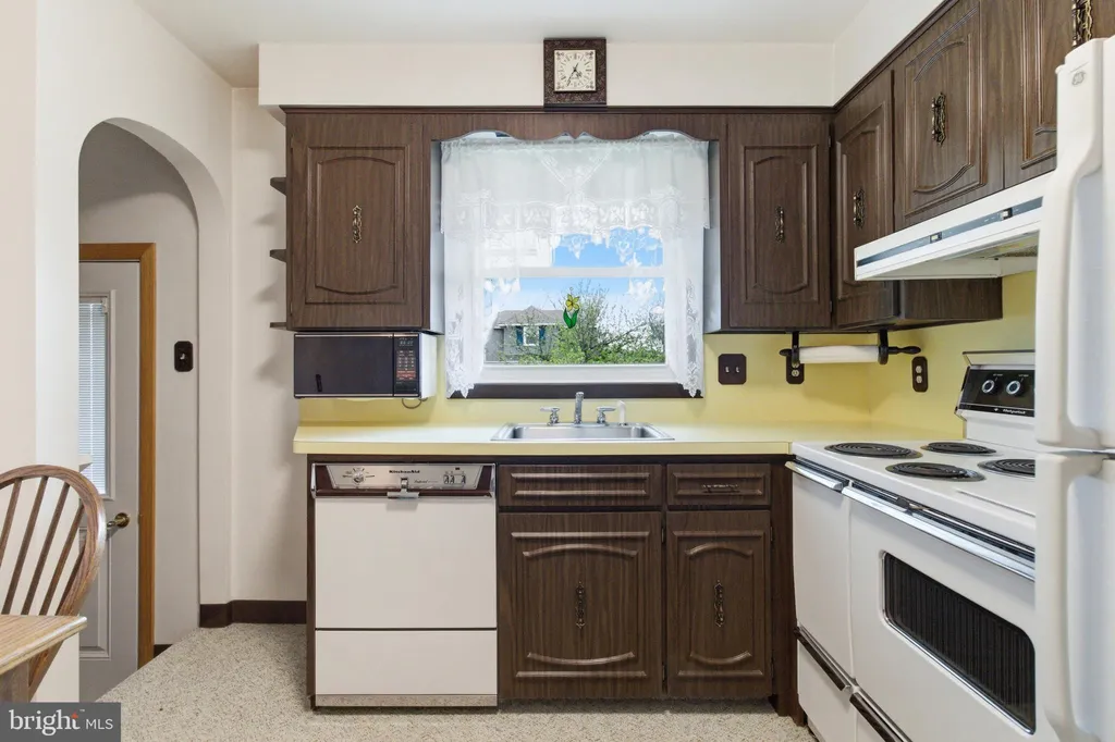 Additional image 13 of 684 Powell Street, Hawk Run, PA 16840