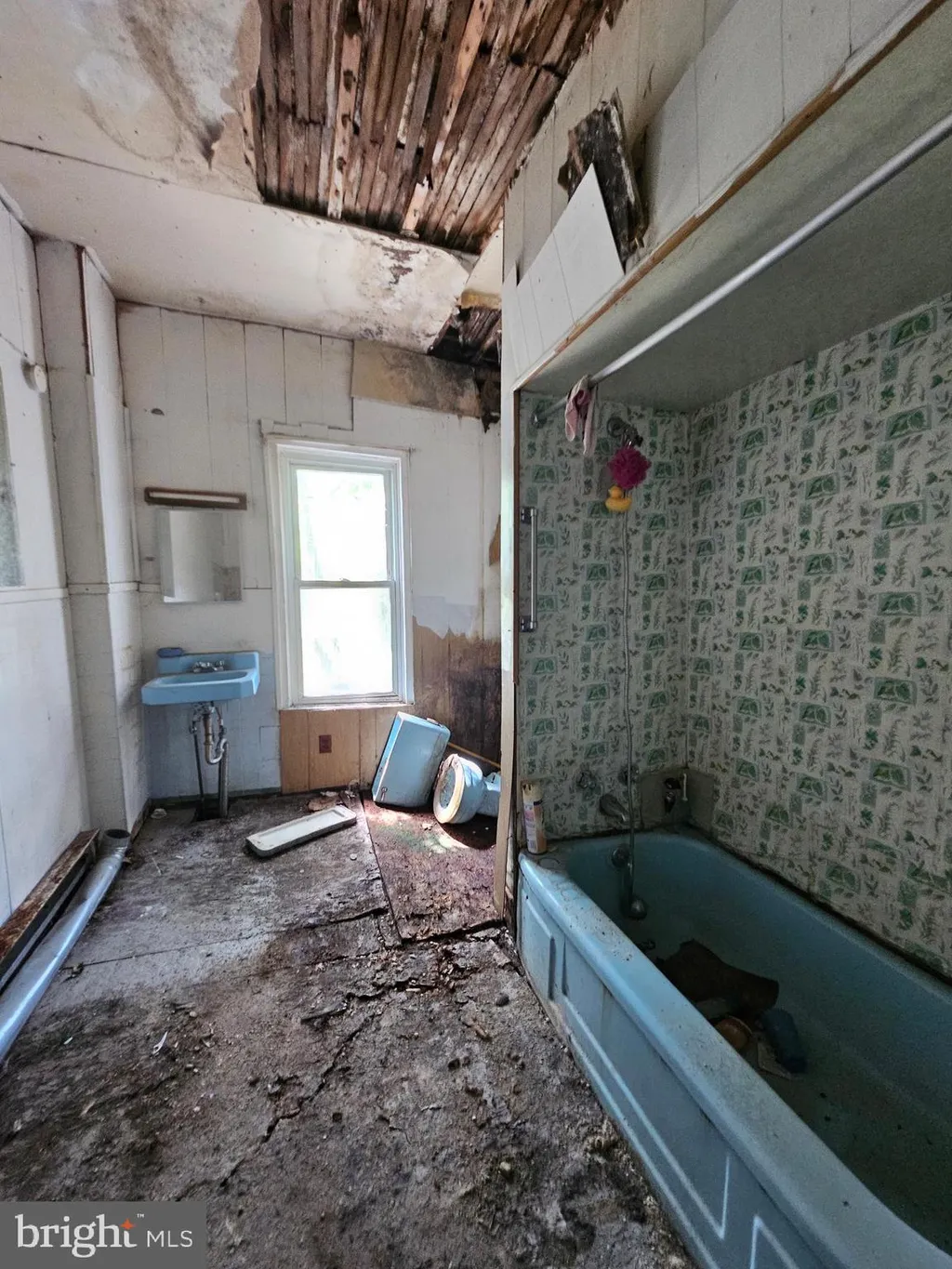 Additional image 9 of 1033 E Centre Street, Mahanoy City, PA 17948