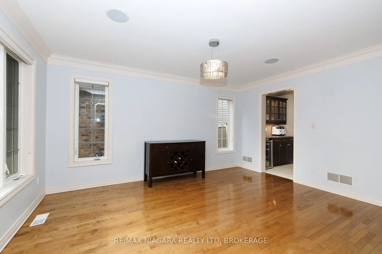 374 Pelham Road photo 2