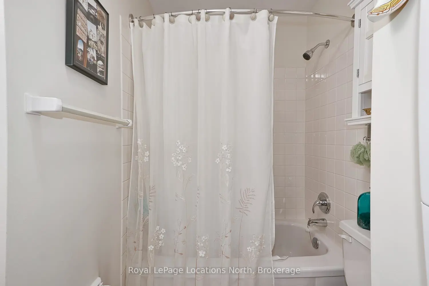 172 Escarpment Crescent photo 5