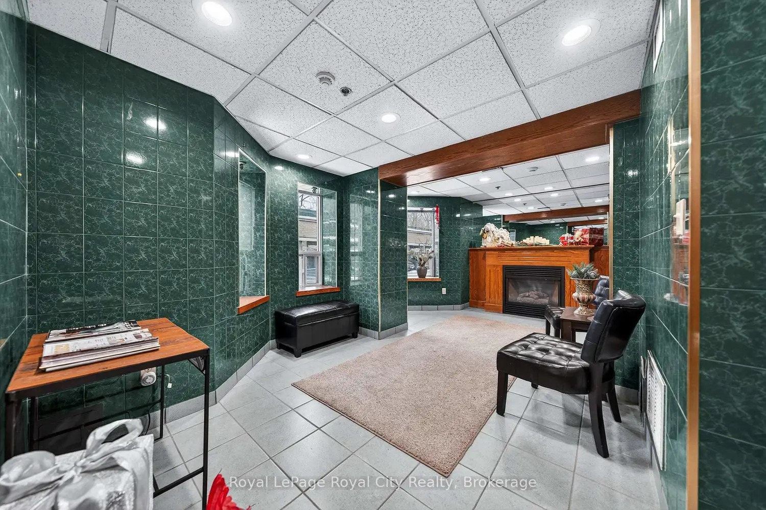 281 Bristol Street 701 photo 3