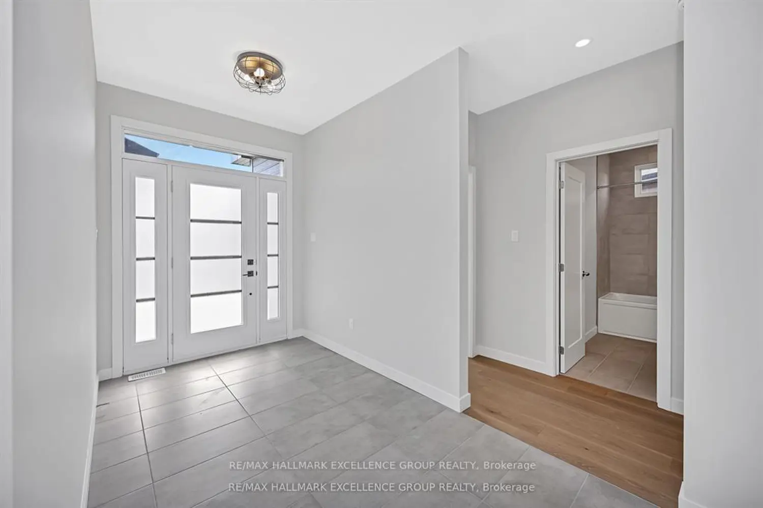1345 Diamond Street photo 2