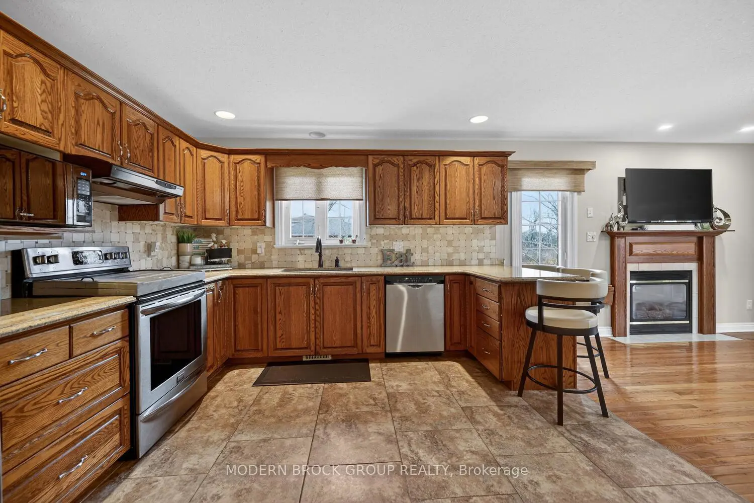 Additional image 3 of 1099 Bridlewood Drive