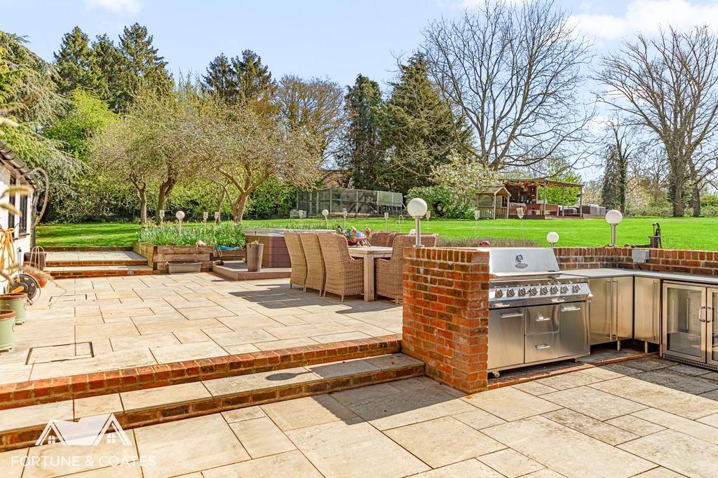 Additional image 34 of 4 bed detached house for saleRoydon Road, Harlow CM19