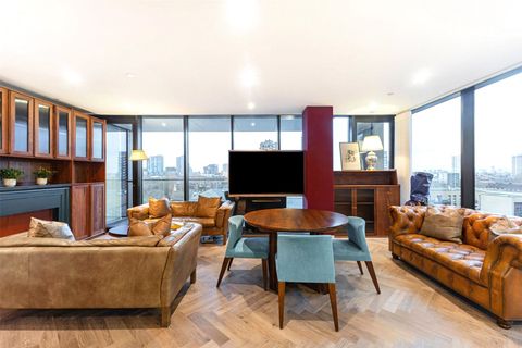 Merino Gardens, Wapping, London E1W