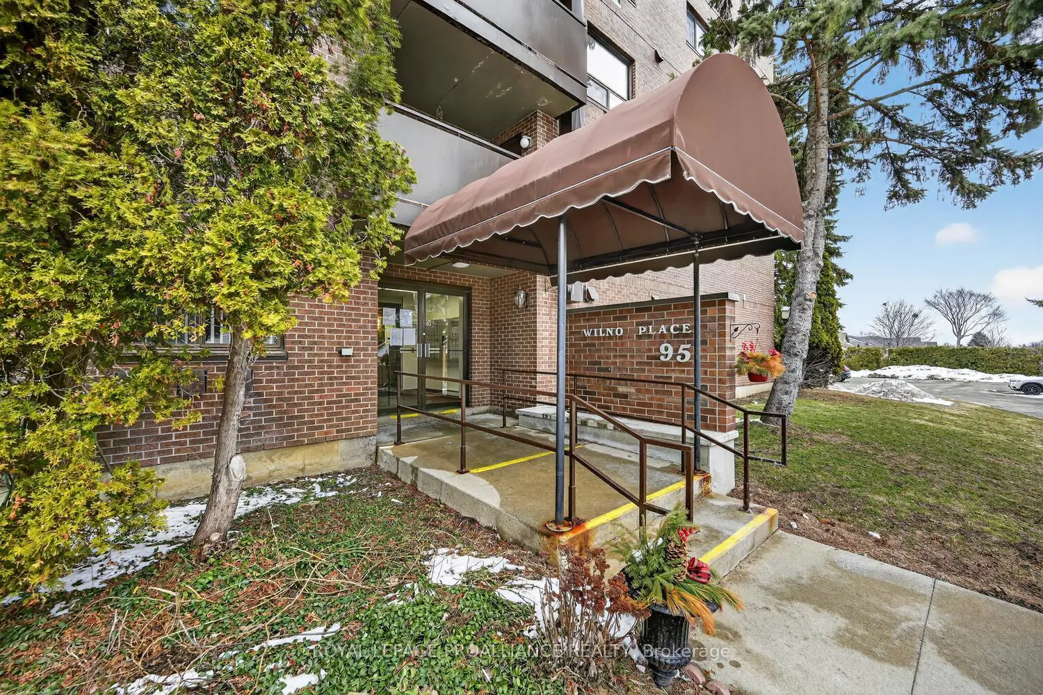 Additional image 3 of 95 Windsor Drive 502