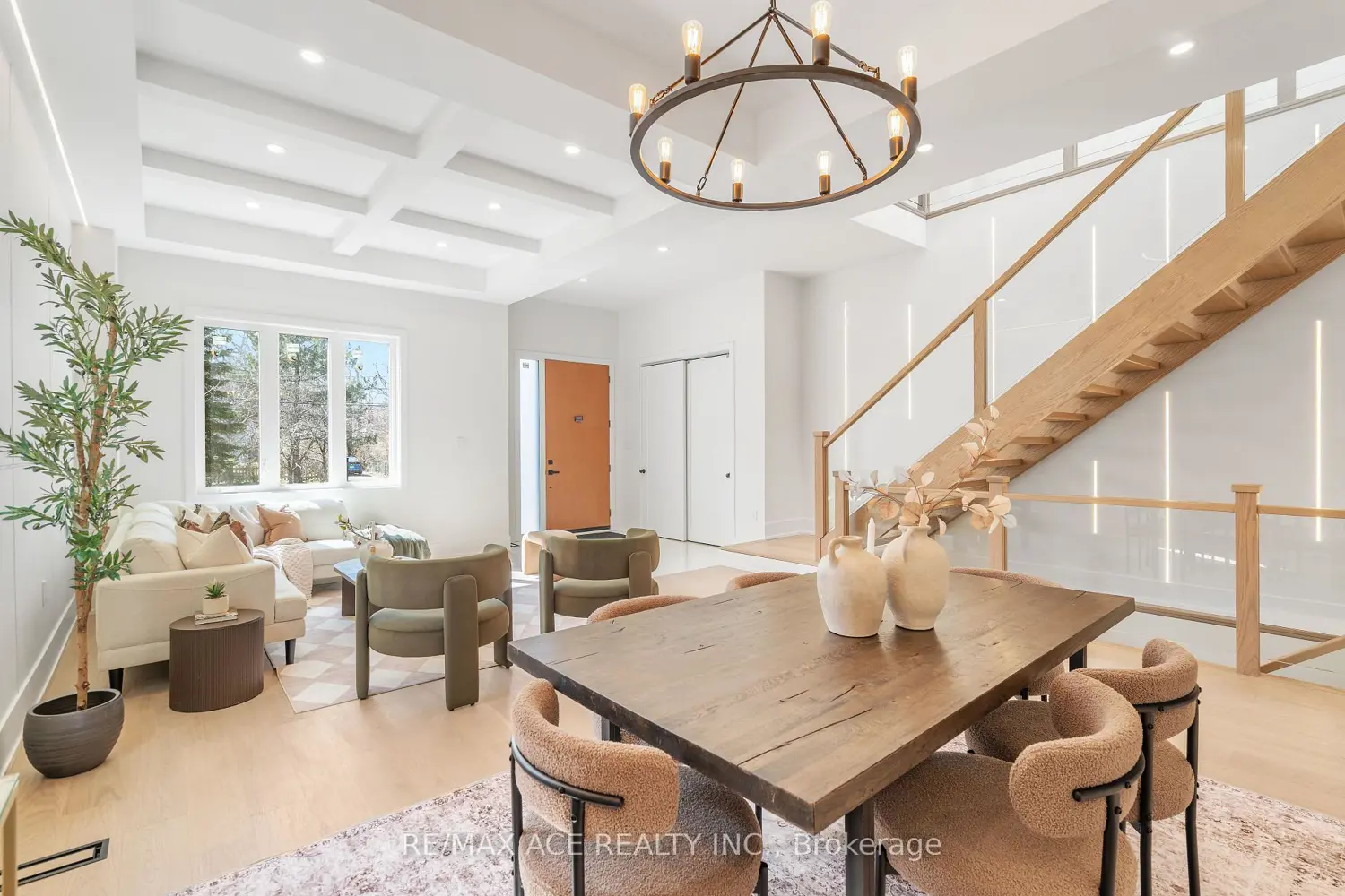 5 Larwood Boulevard photo 5