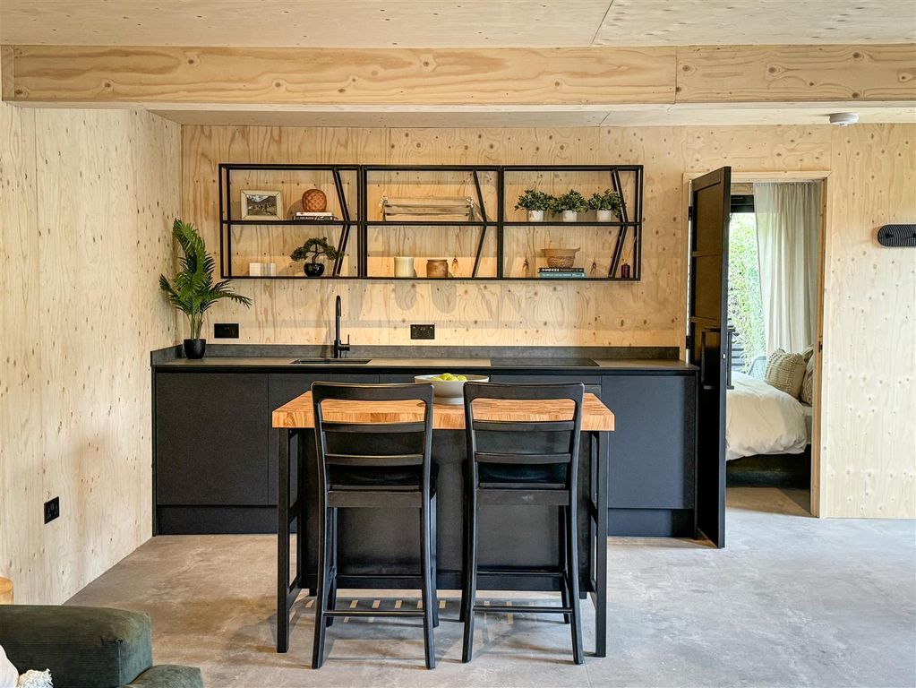 Additional image 12 of 5 bed detached house for saleChurt Road, Hindhead GU26