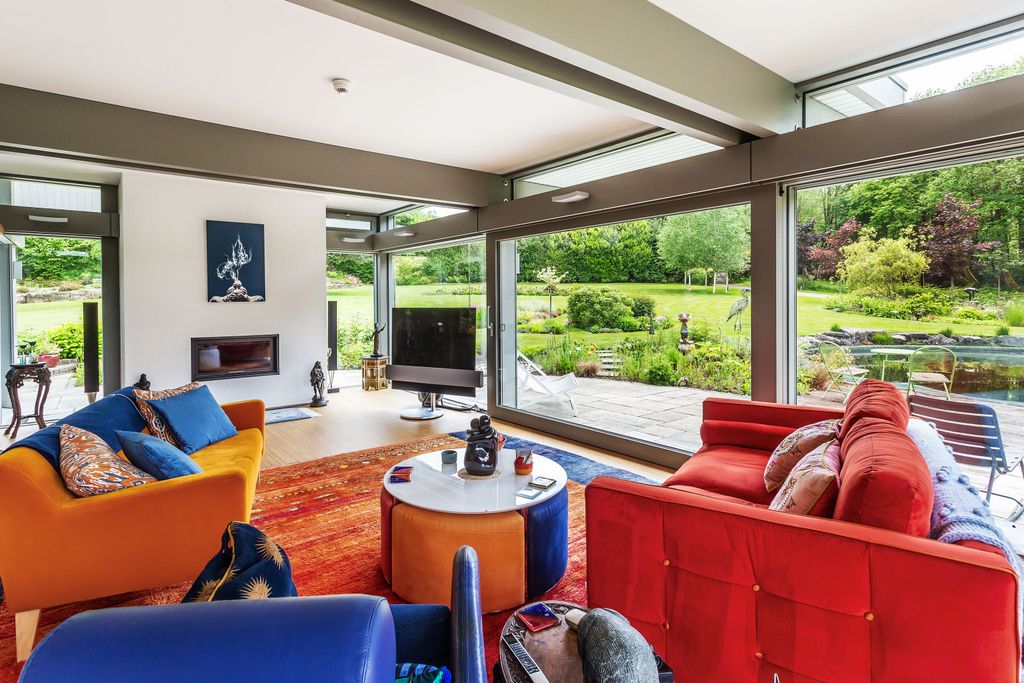 Additional image 4 of 4 bed detached house for saleMarley Common, Haslemere, Surrey GU27