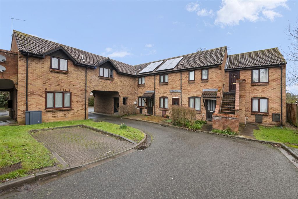 1 bed flat for saleConstable Close, Hayes UB4