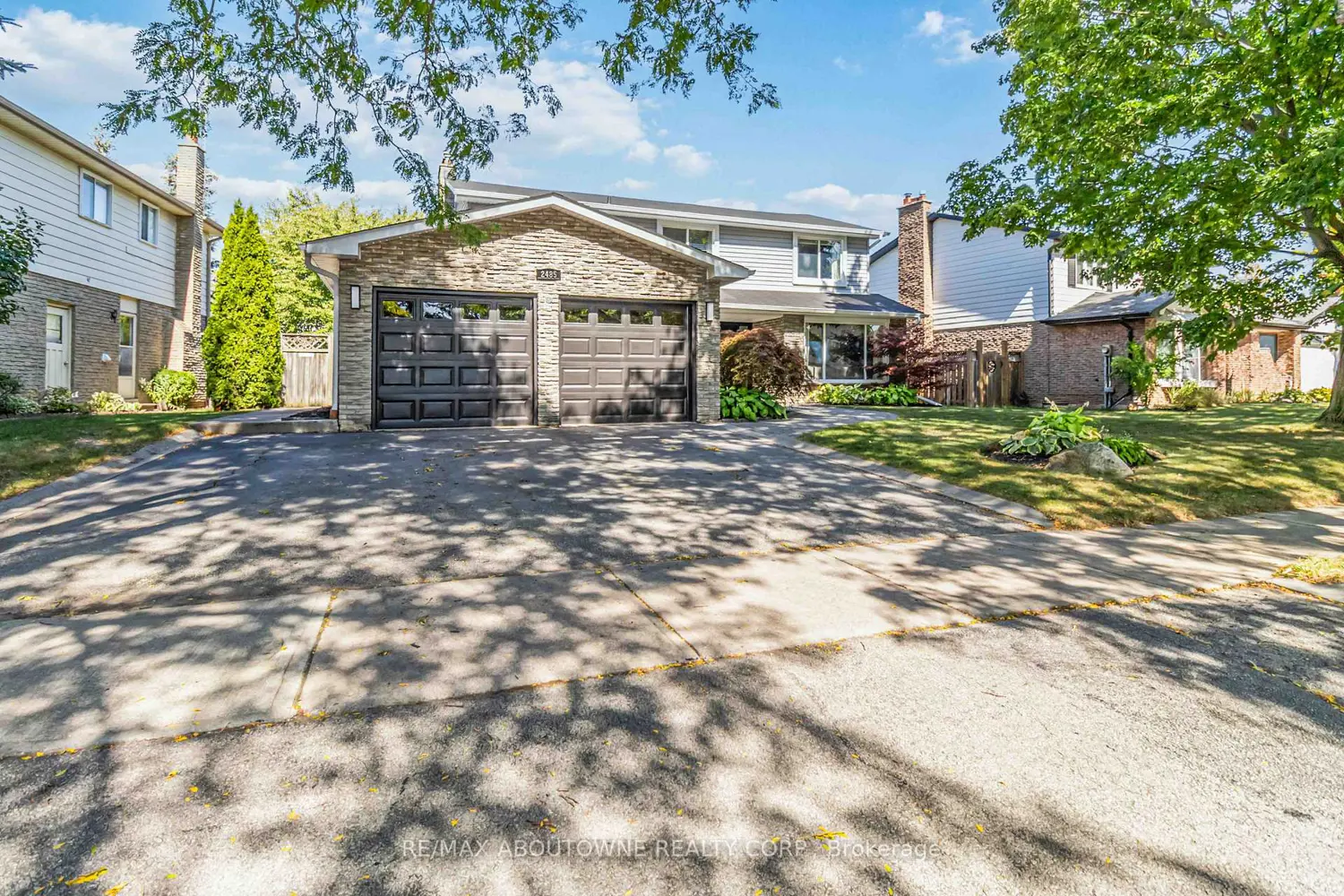 2485 Woburn Crescent