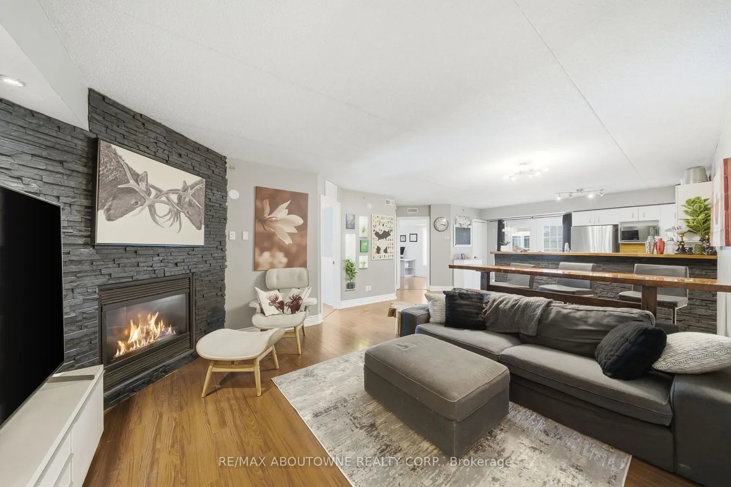 4015 Kilmer Drive 111 photo 4