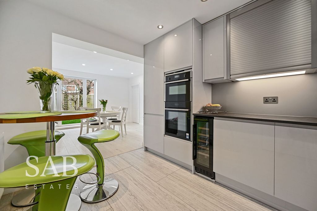 Additional image 3 of 4 bed detached house for saleKingsash Drive, Hayes UB4