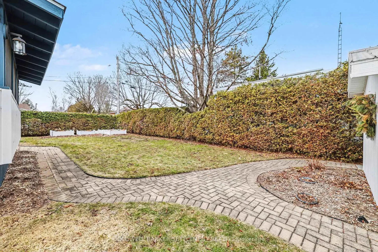 Additional image 18 of 22 Broadview Avenue