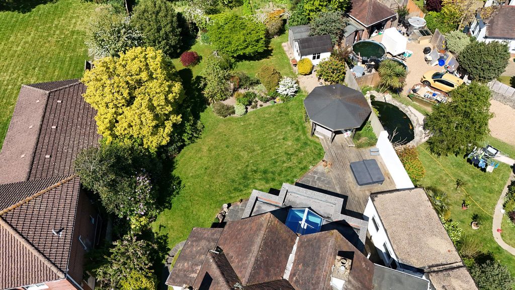 Additional image 40 of 4 bed detached house for saleSt Catherines Road, Hayling Island PO11