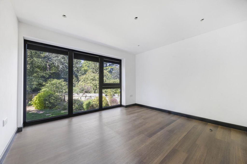 Additional image 23 of 5 bed detached house for saleMakins Road, Henley-On-Thames RG9