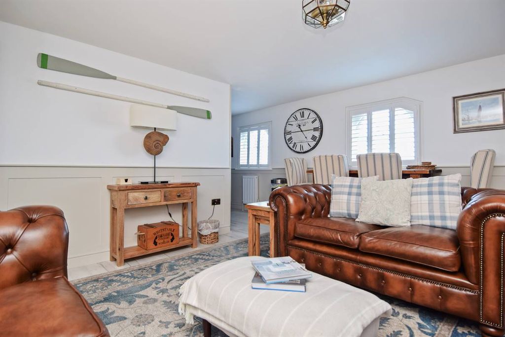 Additional image 4 of 2 bed flat for saleCentral Parade, Herne Bay CT6