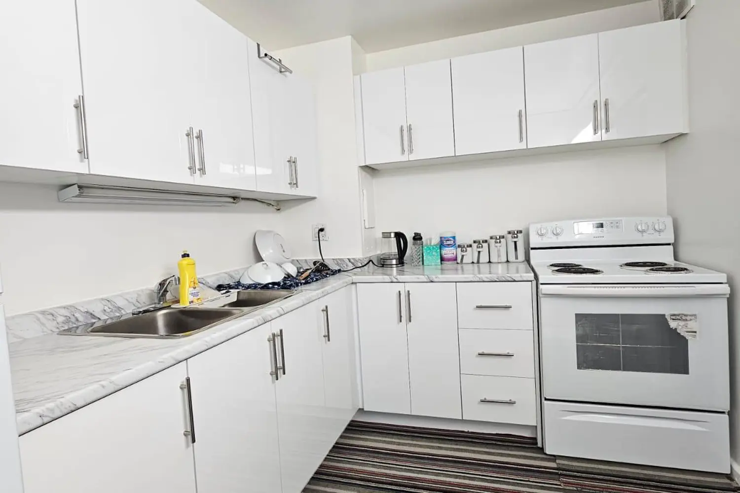 715 Don Mills Road 201 photo 4