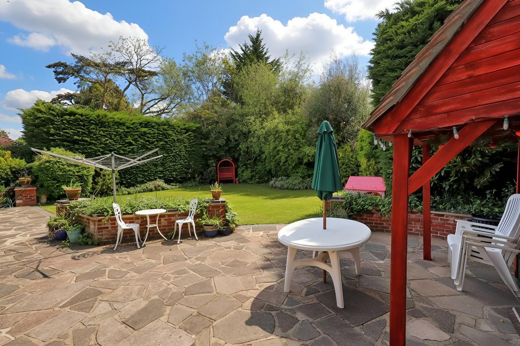Additional image 47 of 6 bed detached house for saleErnest Road, Emerson Park RM11