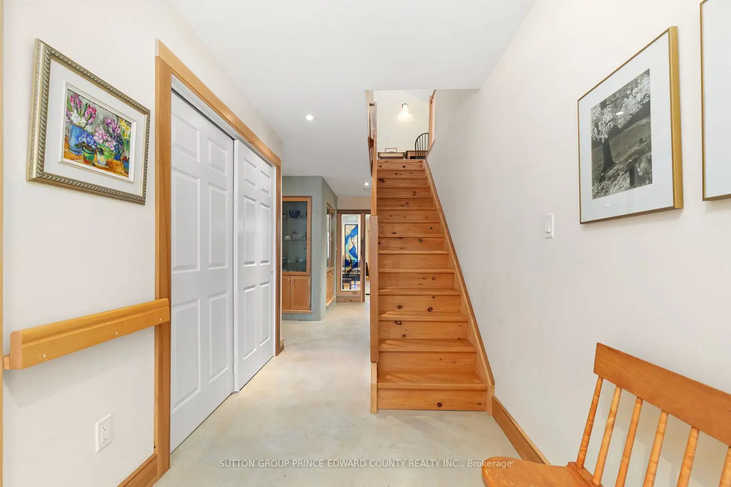 4 Carla Court photo 4
