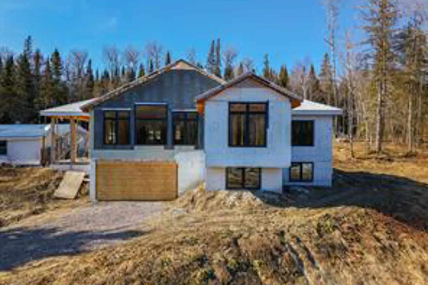 556 Highway 518 photo 4