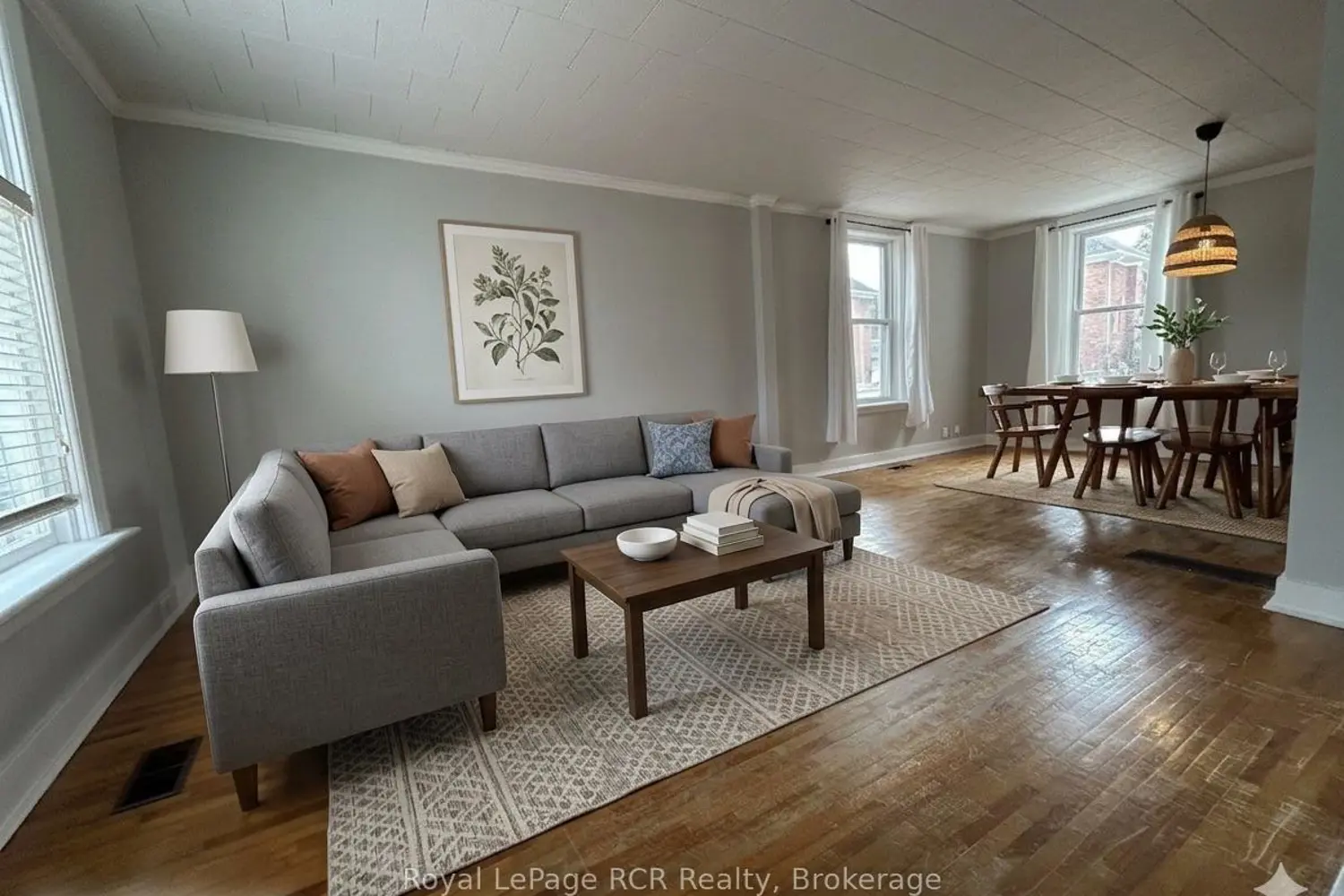467 14Th Street photo 4