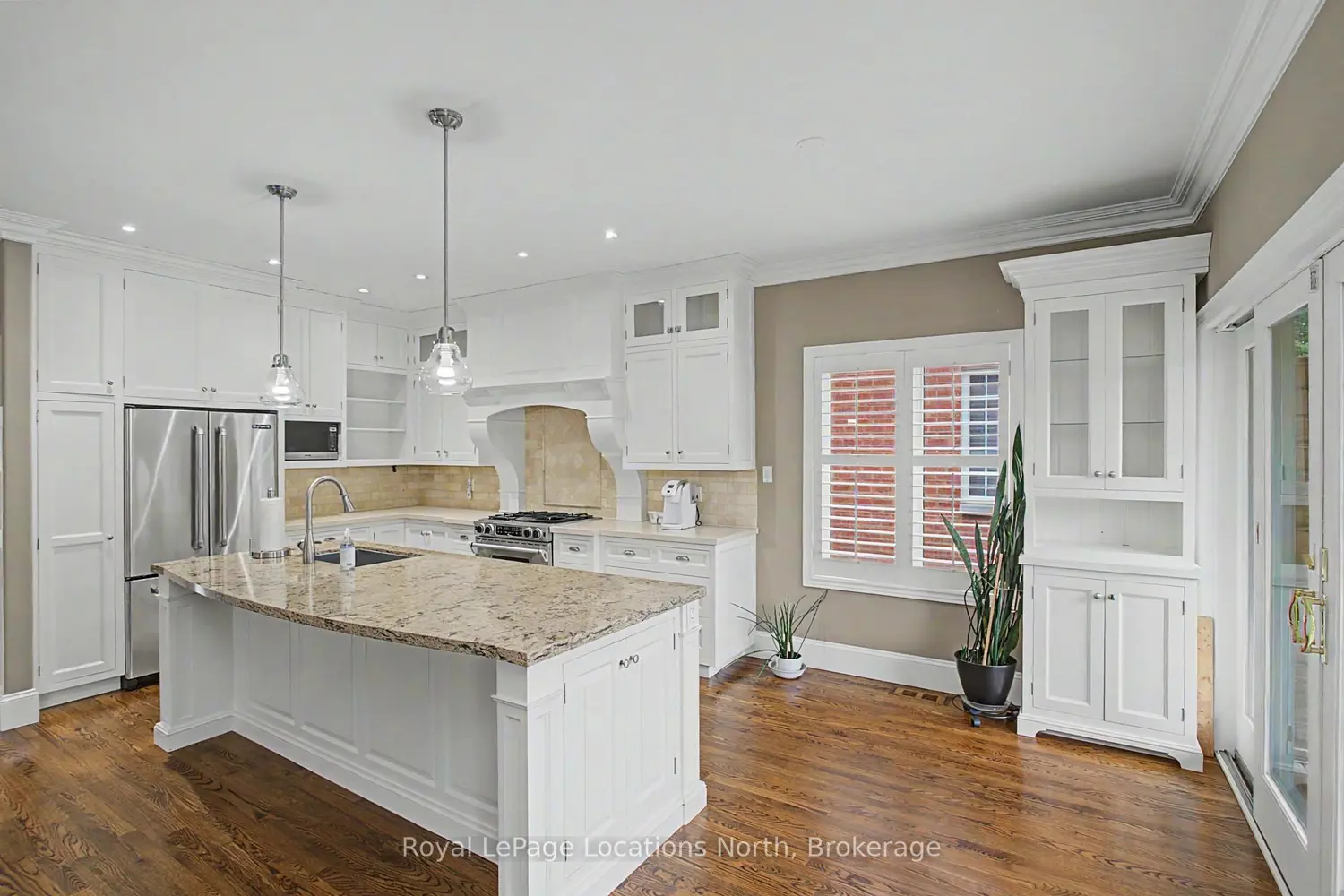 727 Madeline Heights photo 2