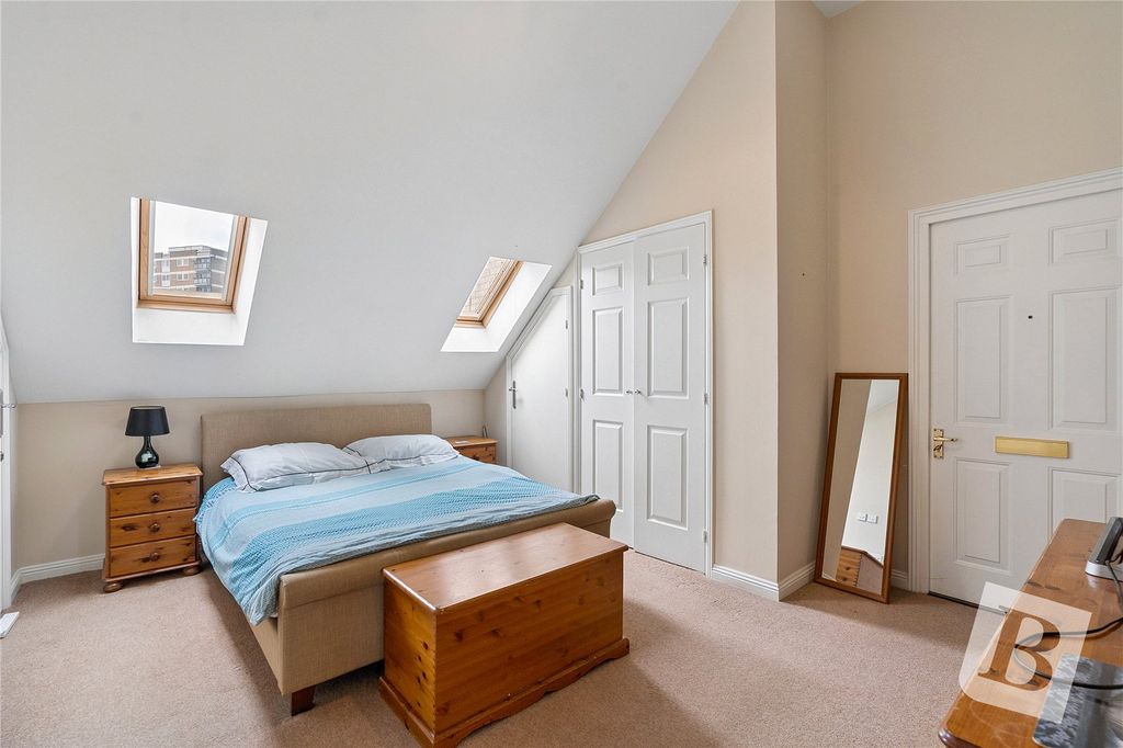 Additional image 4 of 3 bed flat for saleKidman Close, Gidea Park, Romford RM2