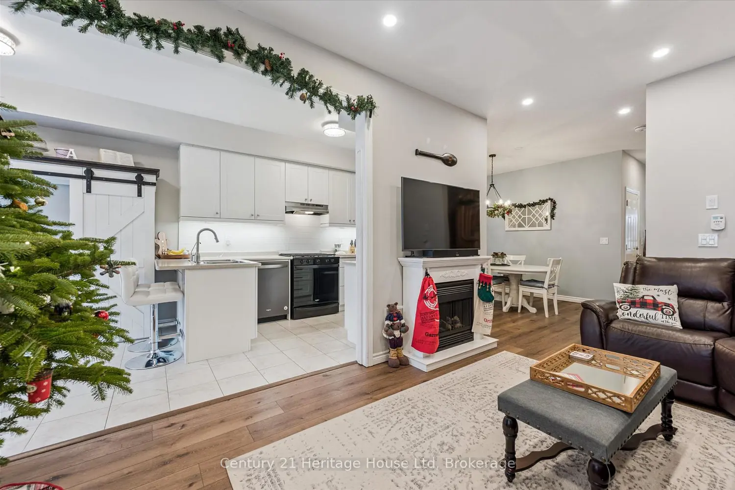 73 Courtney Street photo 5