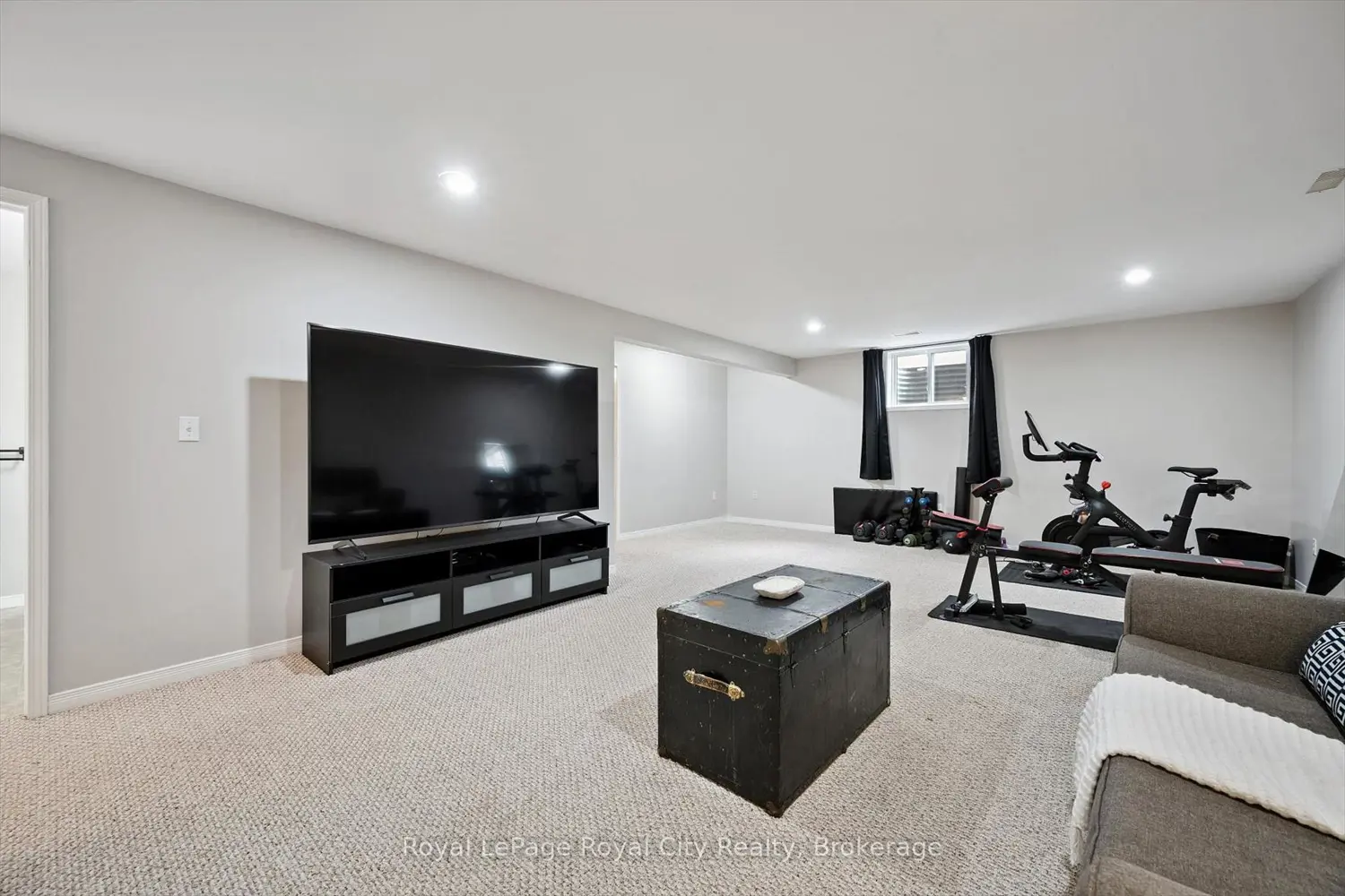 Additional image 7 of 119 Meadowridge Drive