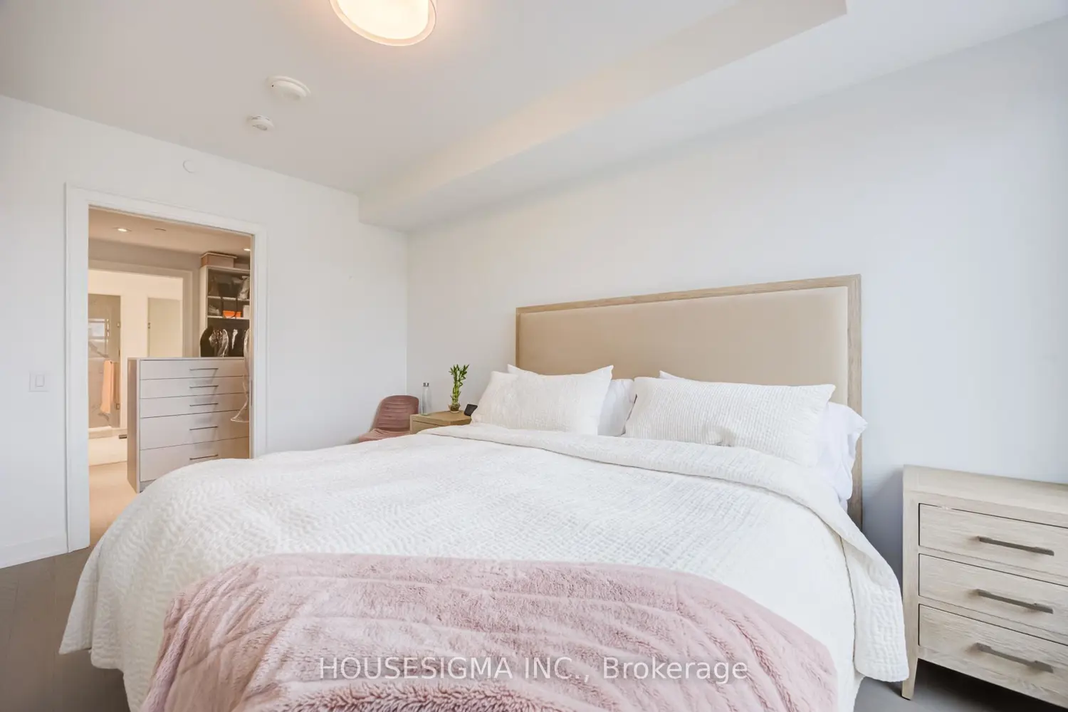 Additional image 16 of 1 Strathgowan Avenue 406
