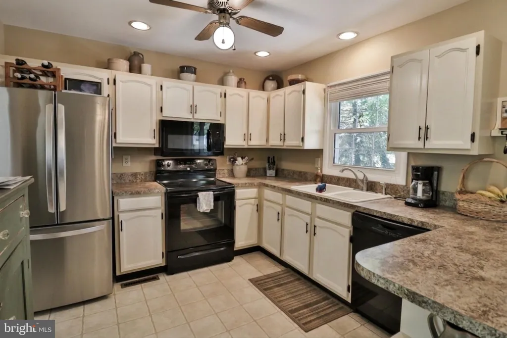 Additional image 5 of 34 S Oak Street, Lititz, PA 17543