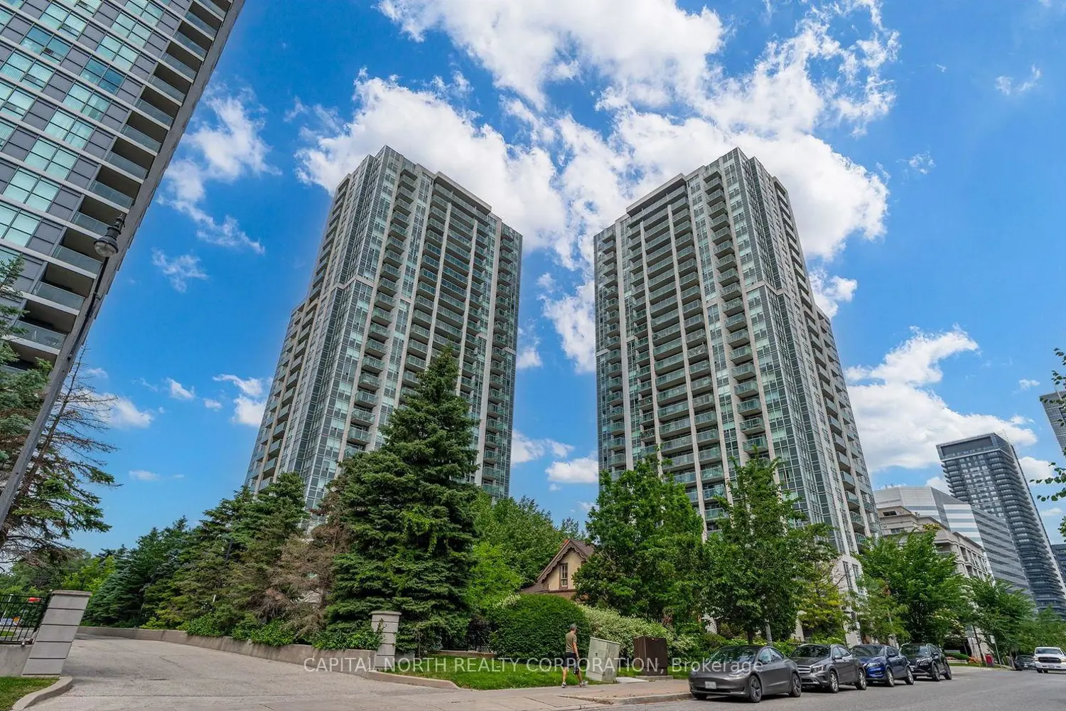 Additional image 18 of 16 Harrison Garden Boulevard 1706