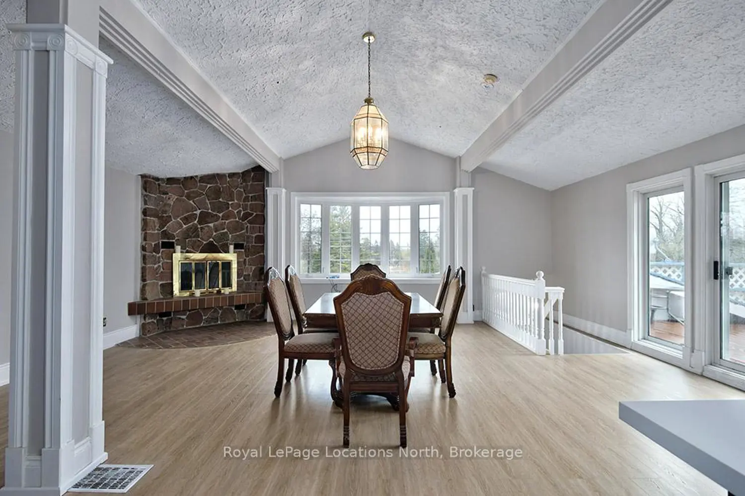 252 Swiss Meadows Boulevard photo 2
