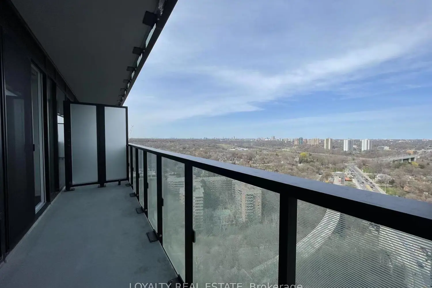 575 Bloor Street 2105 photo 5
