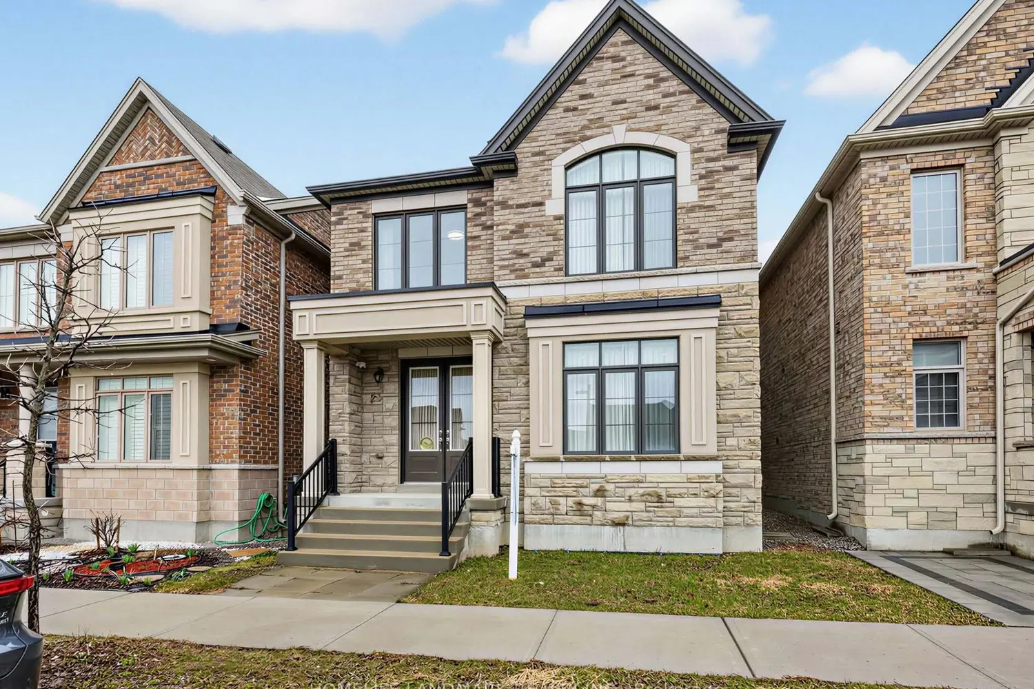 25 Gordon Landon Drive