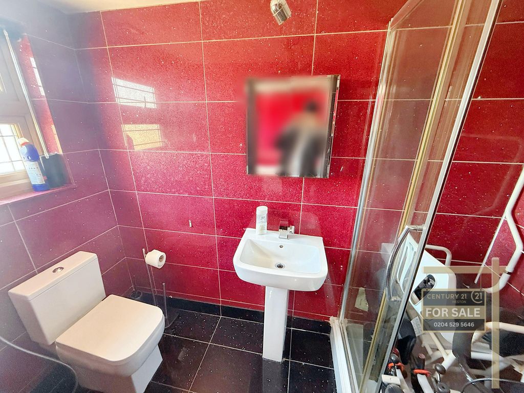 Additional image 18 of 5 bed semi-detached house for saleOxford Avenue, Hayes UB3