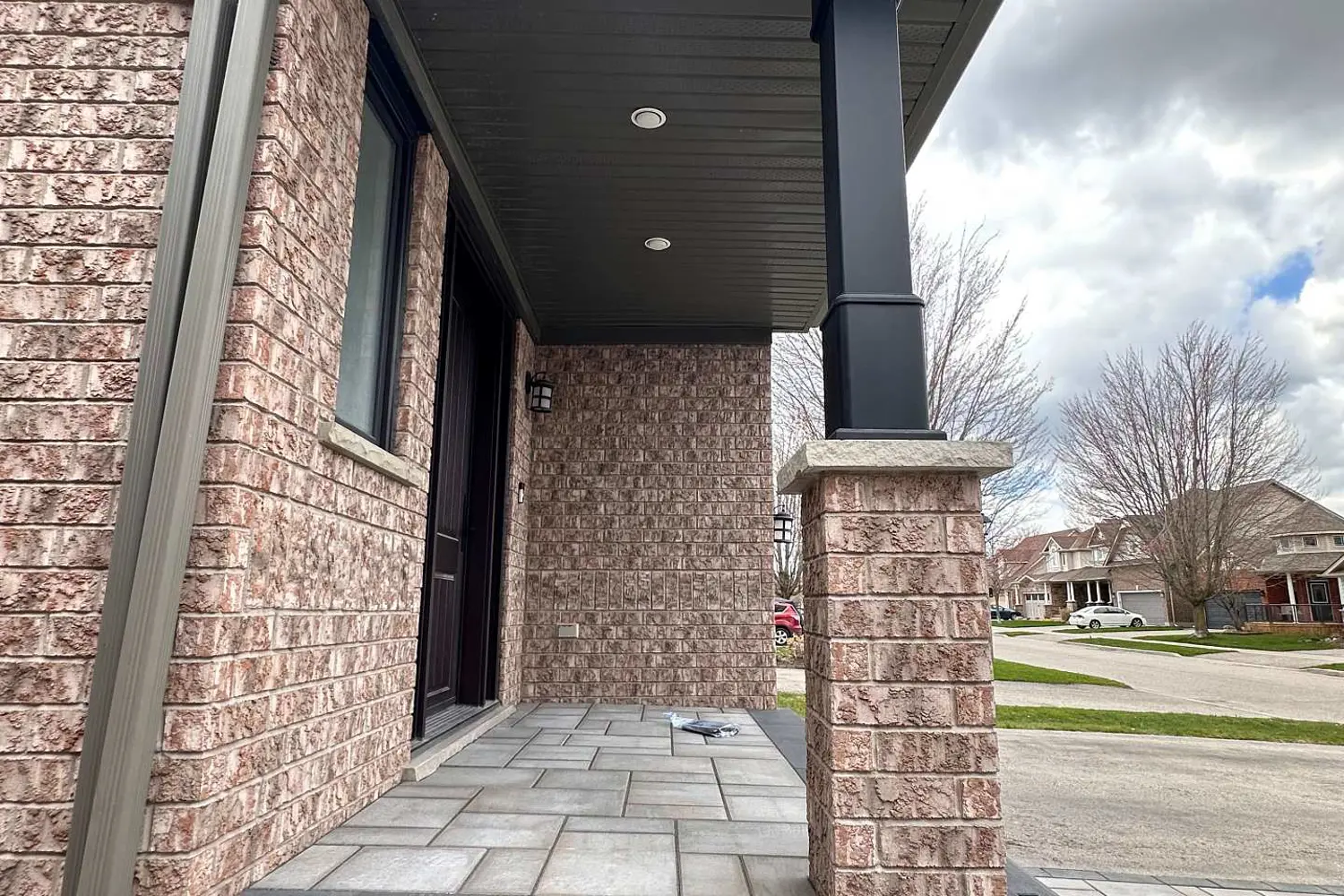 240 Elderberry Street photo 3