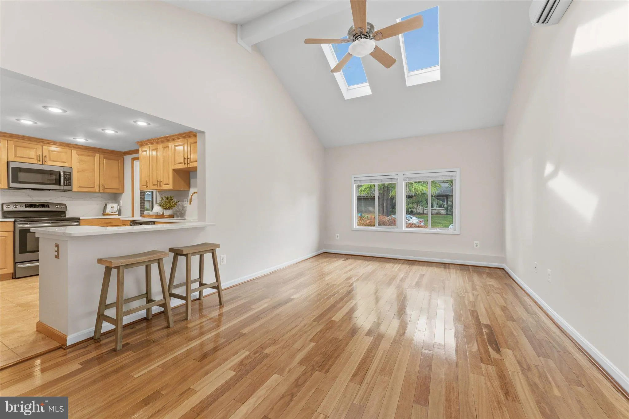 Additional image 43 of 125 Victoria Place, Sterling, VA 20164