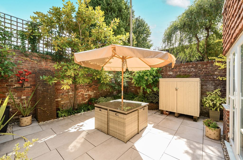 Additional image 13 of 2 bed end terrace house for saleCollege Hill, Haslemere, Surrey GU27