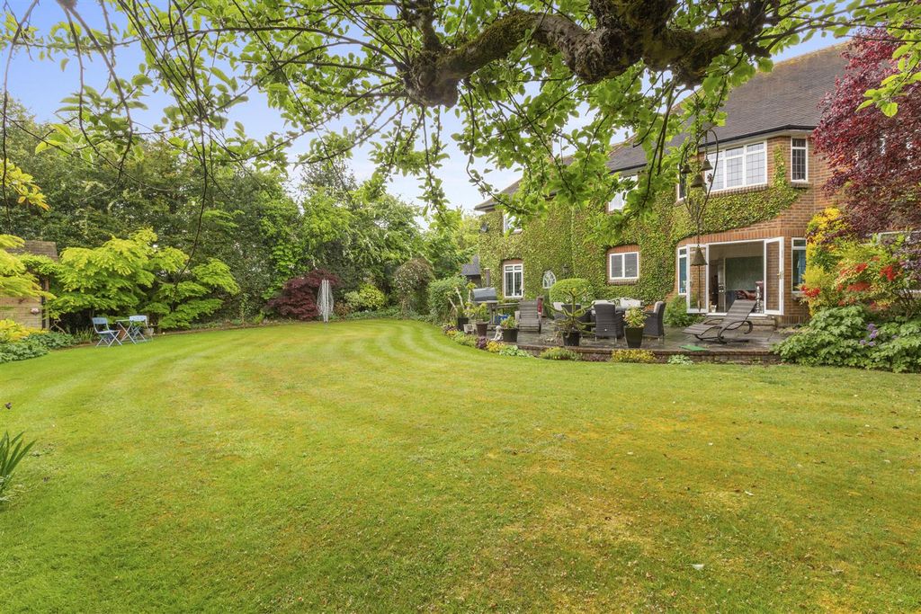 Additional image 24 of 5 bed detached house for saleMarlow Hill, High Wycombe HP11