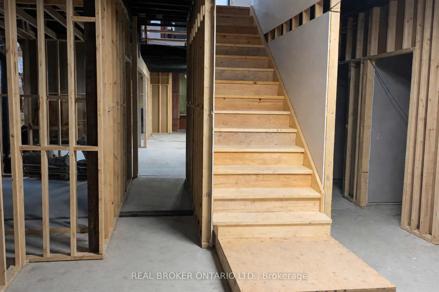 Additional image 9 of 2048 Albert Street
