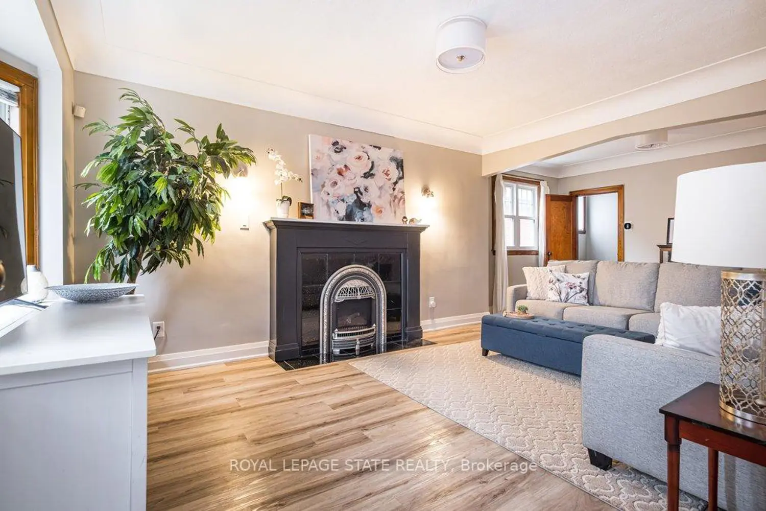 143 Huxley Avenue photo 5