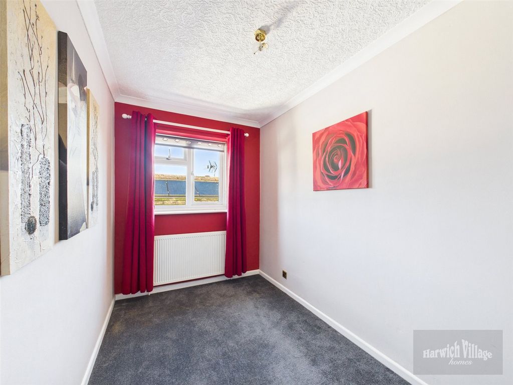 Additional image 12 of 4 bed detached house for saleLarksfield Crescent, Harwich, Essex CO12
