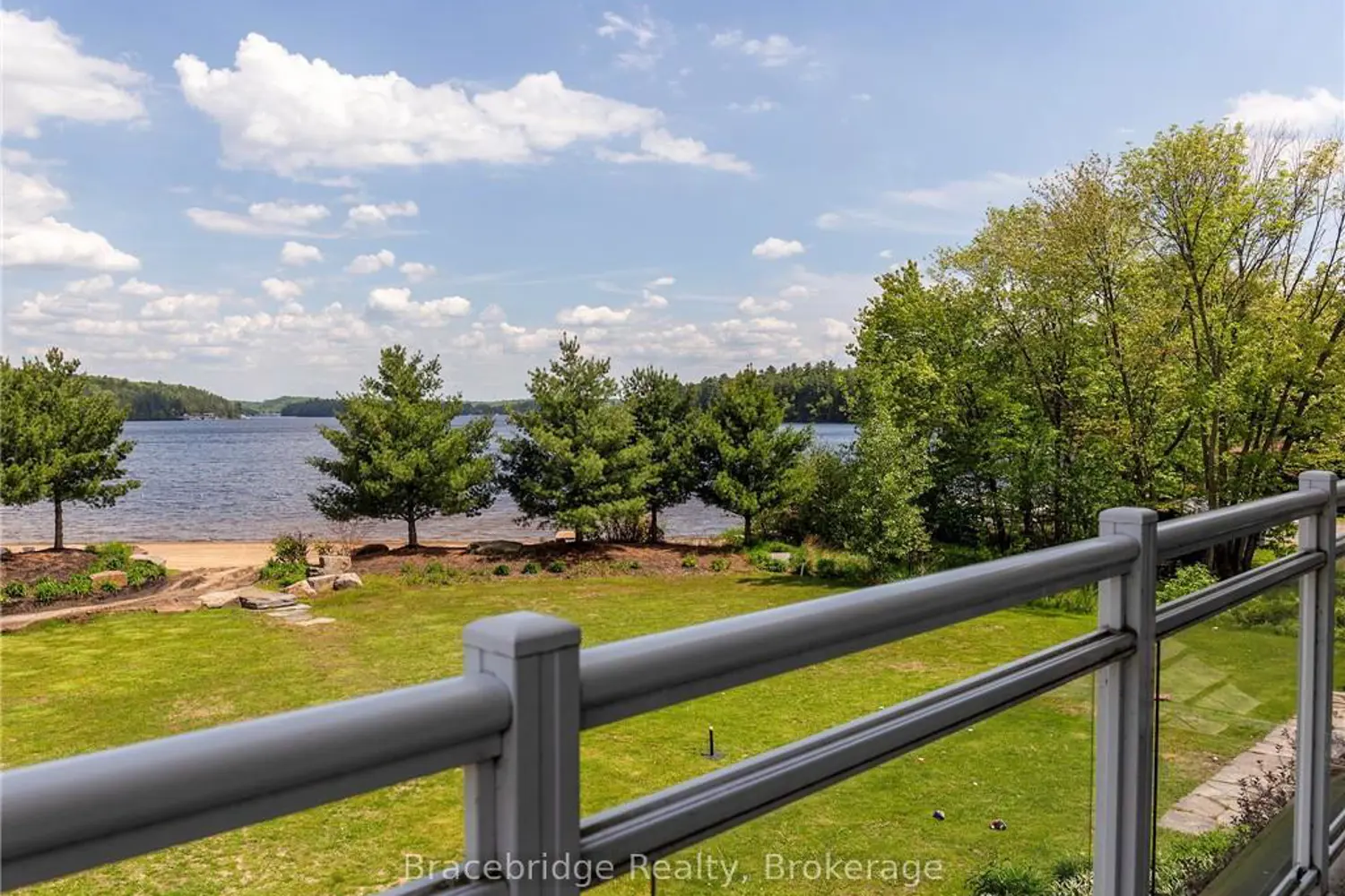 1869 Muskoka Road 118 Highway G103-D2