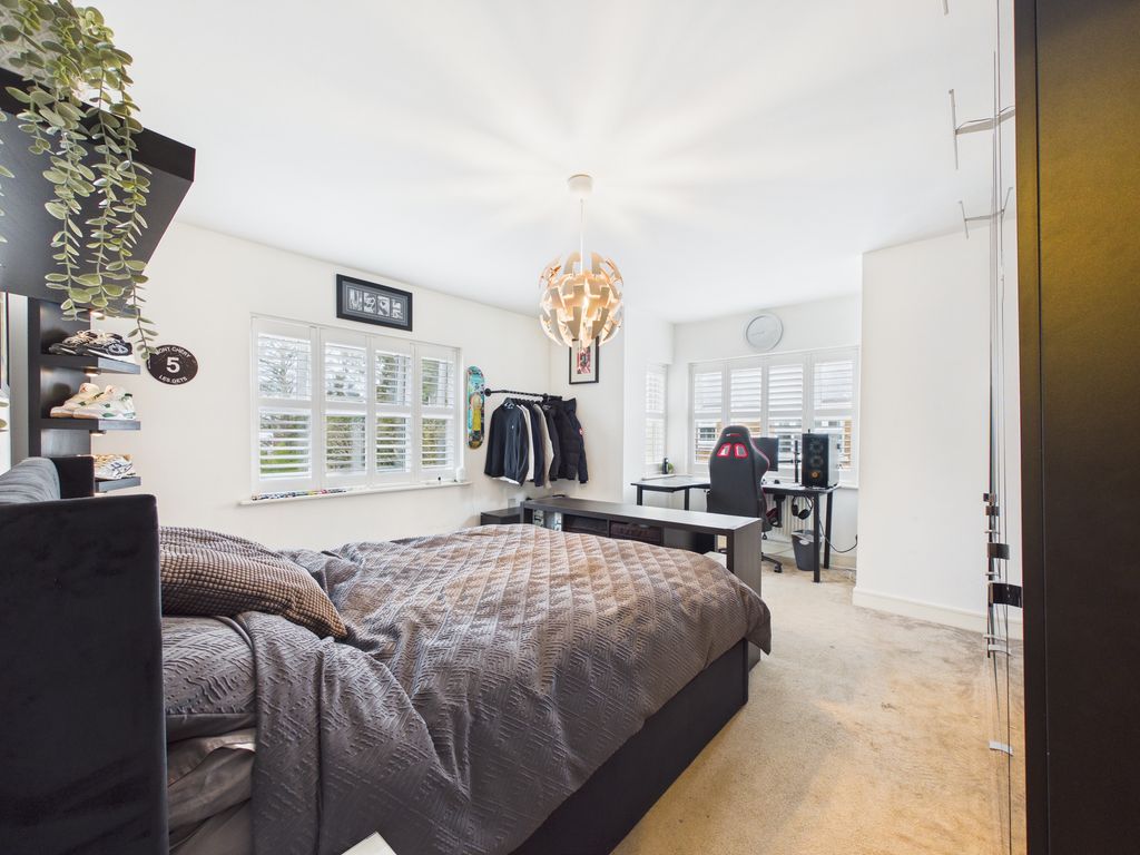 Additional image 15 of 5 bed detached house for saleTimms Close, Horsham, West Sussex RH12
