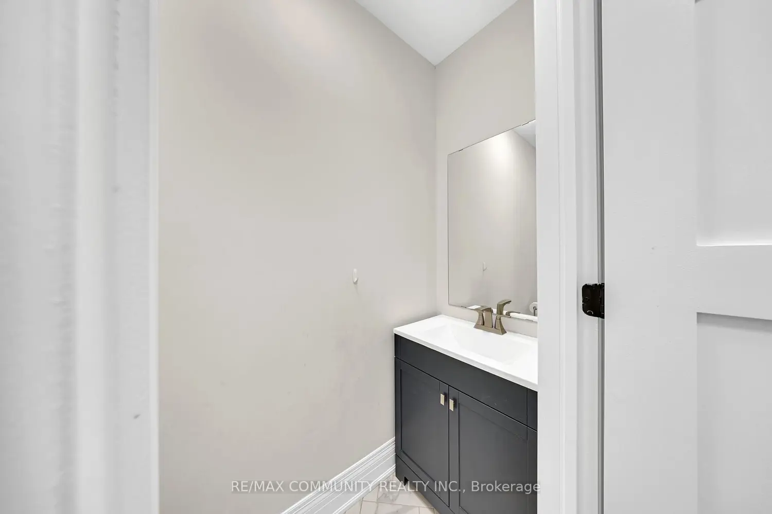 Additional image 16 of 2489 Florentine Place