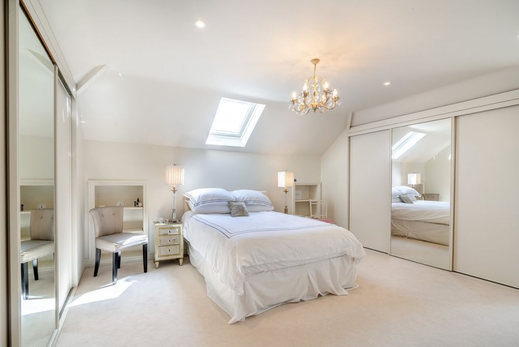 Additional image 9 of 4 bed detached house for saleSt. Marys Road, Hayling Island, Hampshire PO11